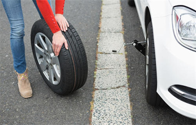 洪江东营区道路救援